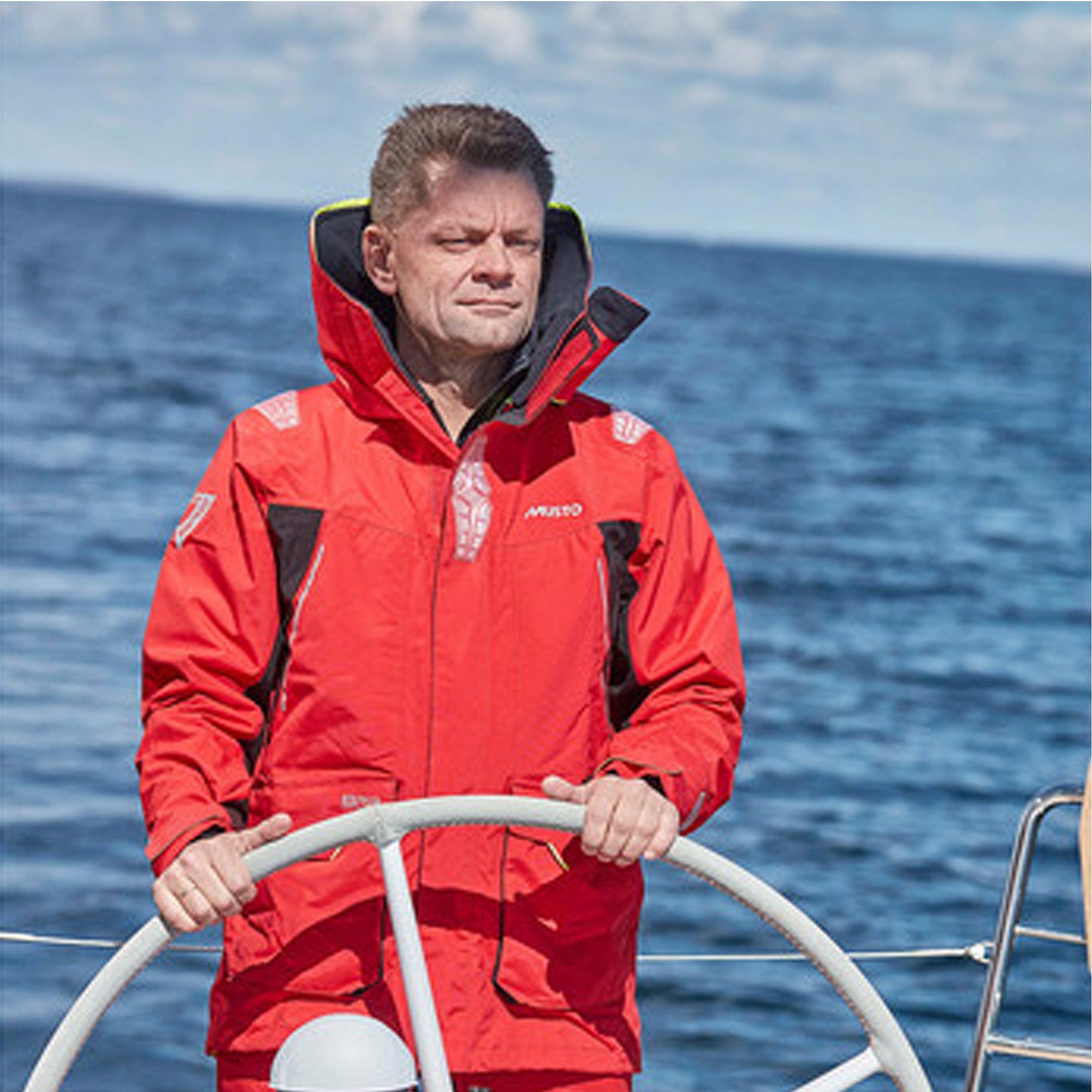 2026 Musto Herr Br2 Offshore 2.0 Seglarjacka 82084 - äkta Röd